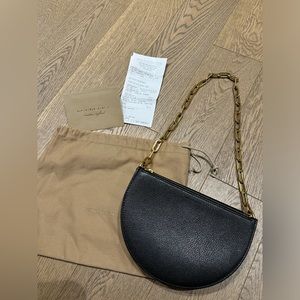 (SOLD) Burberry chain bag (lowkey style)